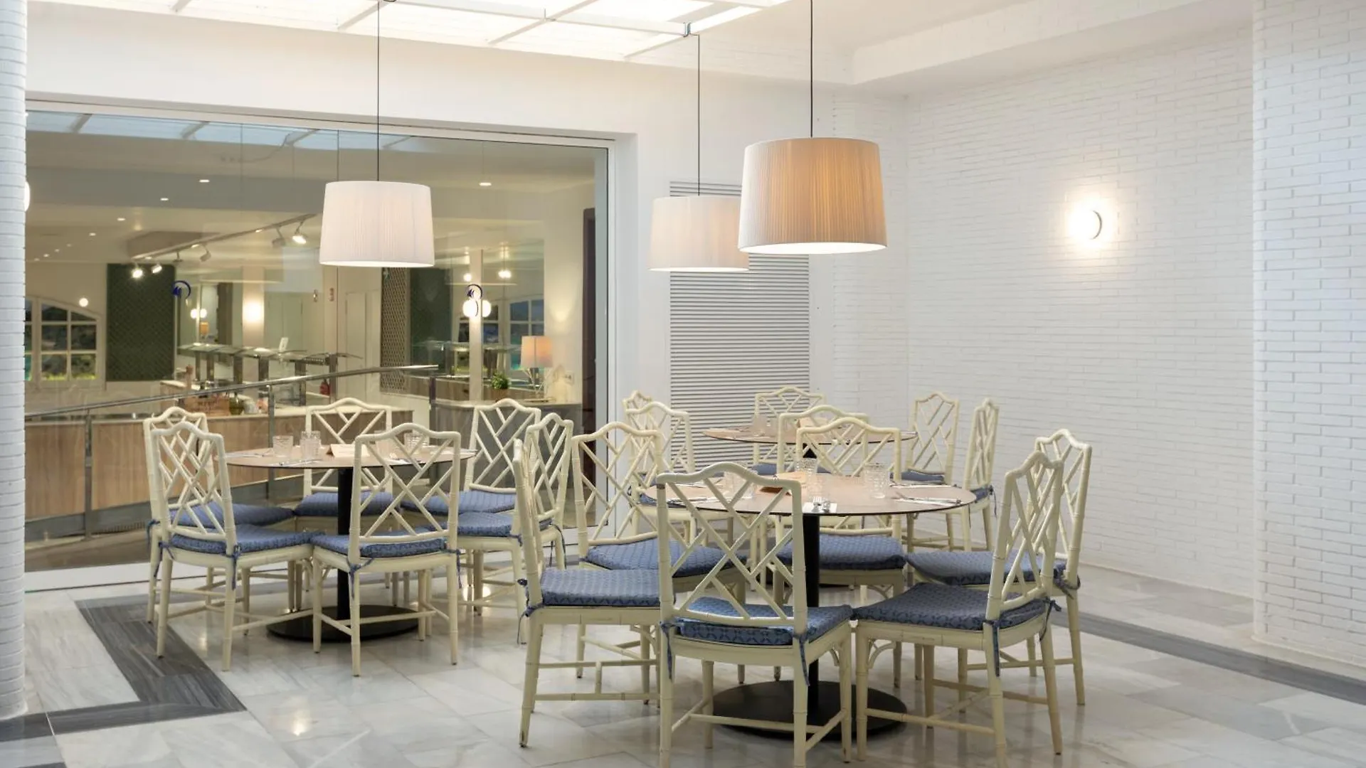 فندق Prestige Sant Marc روساس 4*,