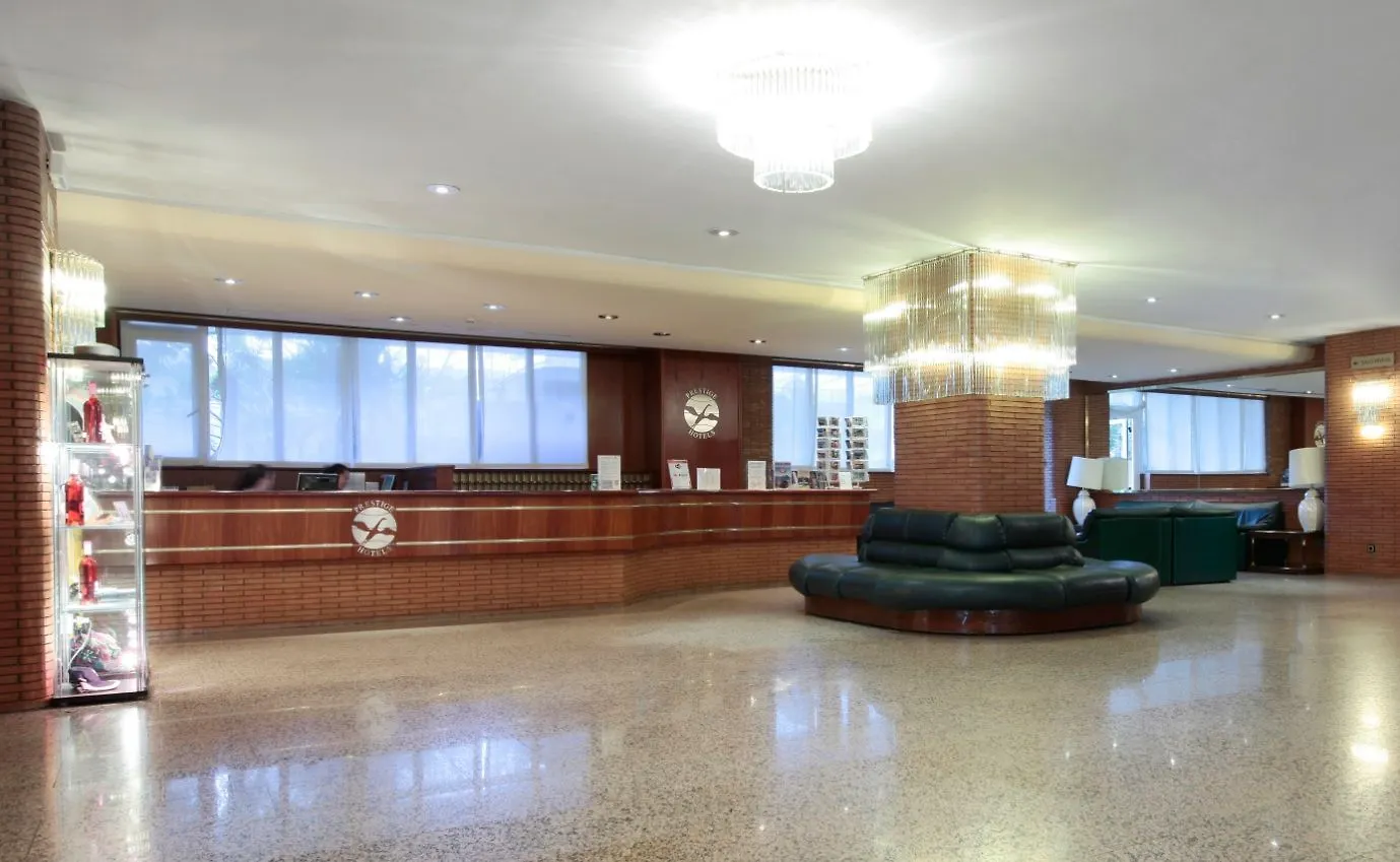 Prestige Sant Marc Hotel Roses 4*,